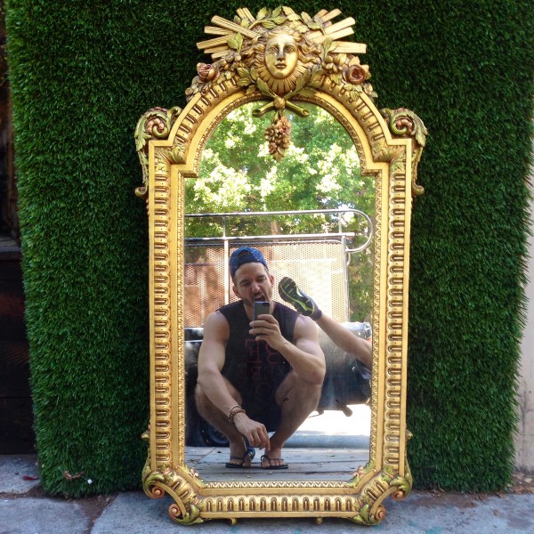 awesome gold framed mirror